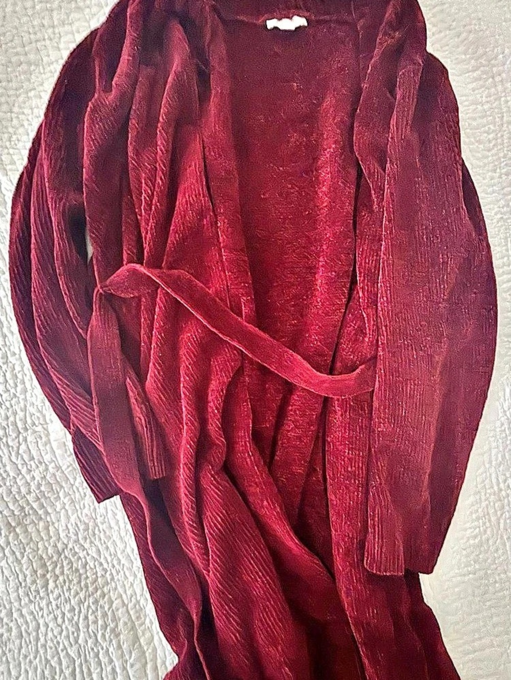 Gap maternity postpartum tarp it’s a robe but also a tarp Plush Velvet Robe in L
